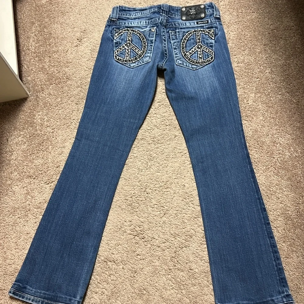 Miss Me Low Rise Boot Cut - Picture 5 of 5